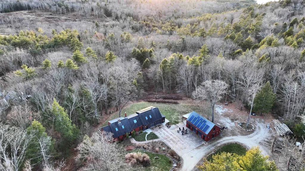 137 Muzzy Hill Road Greenfield NH 03047