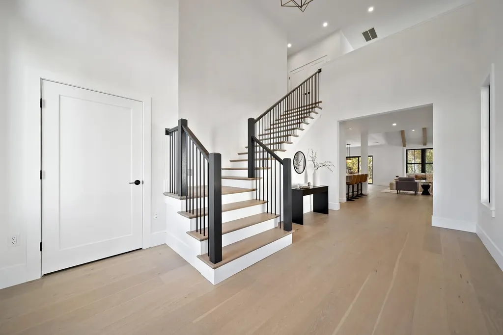 55 Trails Edge Road Windham NH 03087