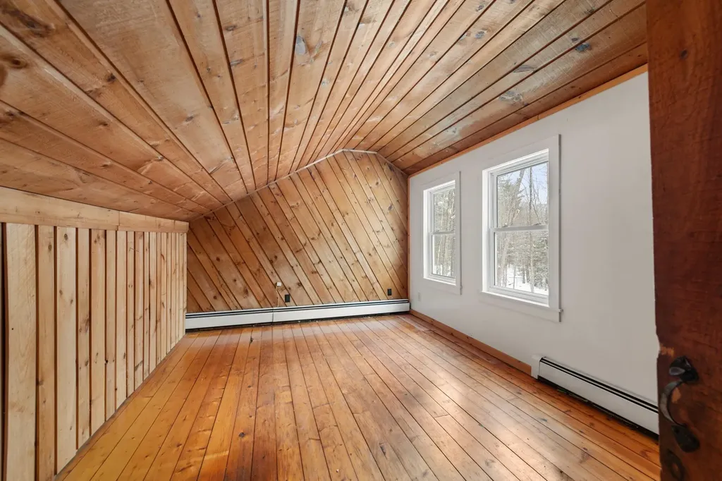 8 Avery Road Campton NH 03223