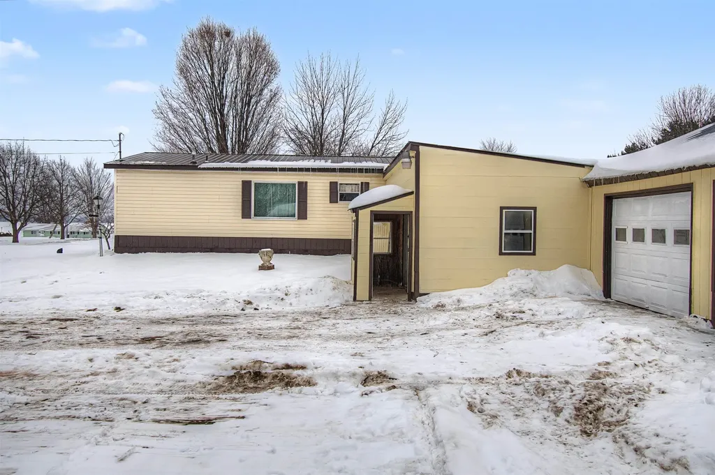 48 Maple Street Swanton VT 05488