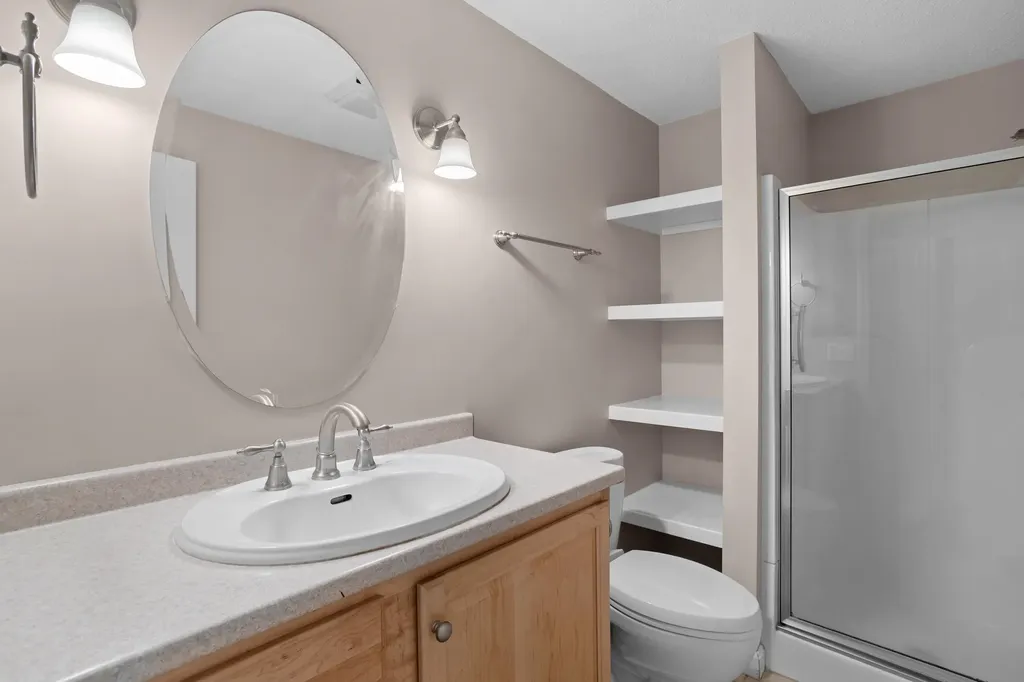 79 Walden Pond Drive Nashua NH 03064