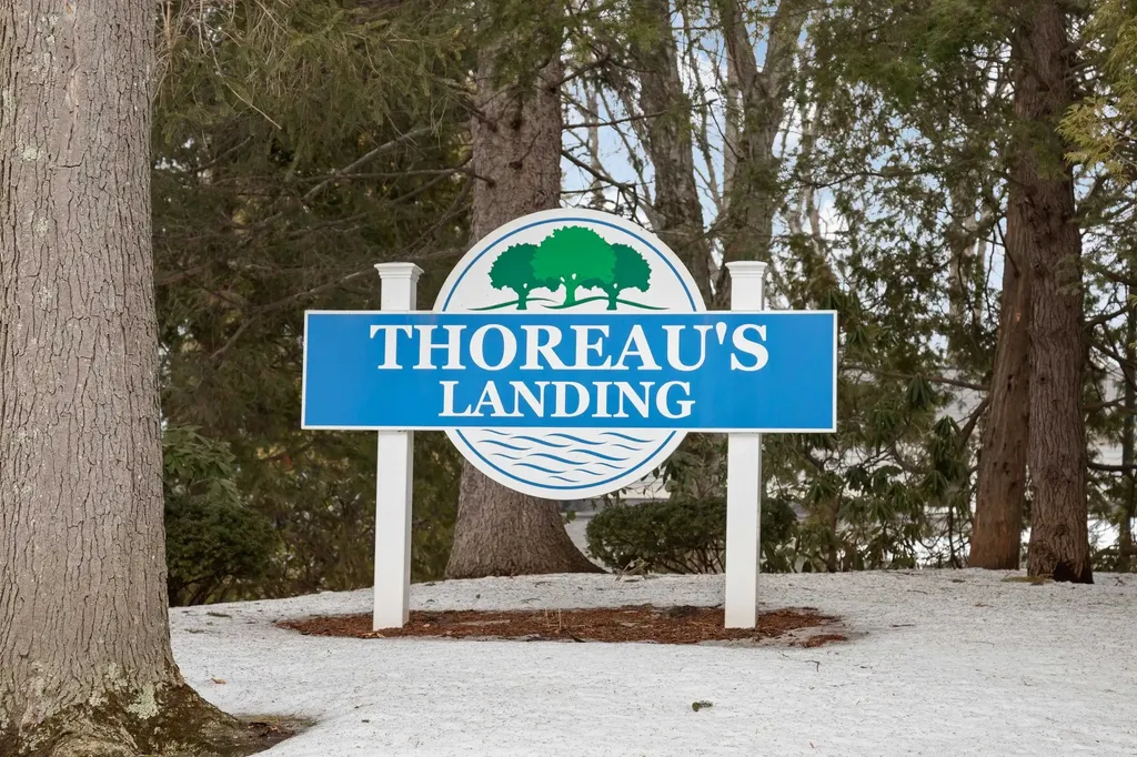 79 Walden Pond Drive Nashua NH 03064