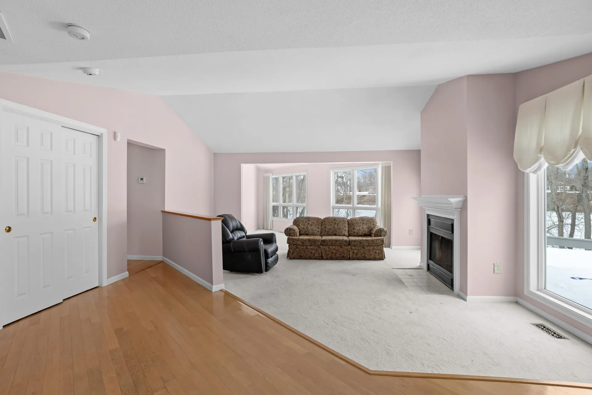 79 Walden Pond Drive Nashua NH 03064