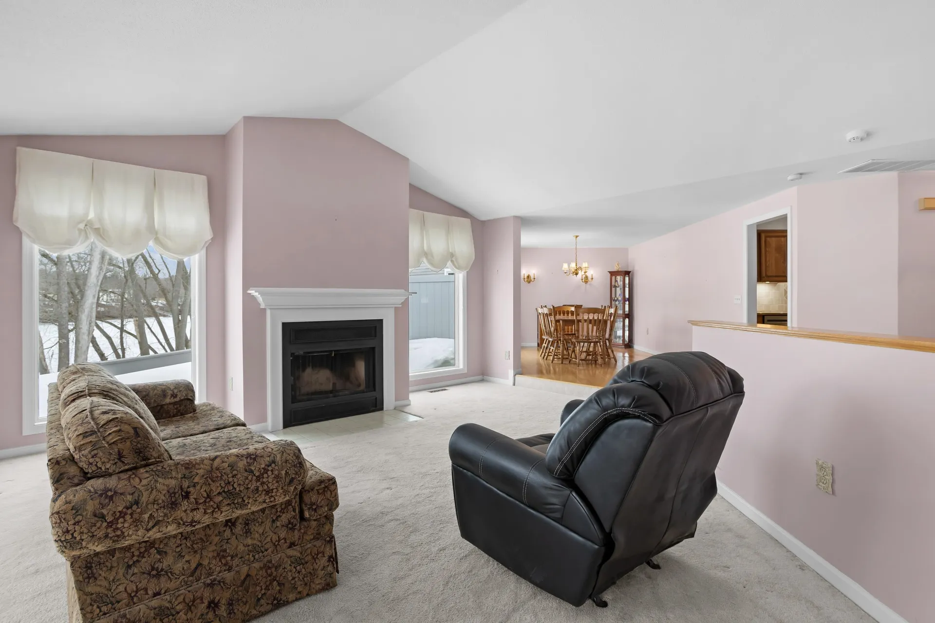 79 Walden Pond Drive Nashua NH 03064