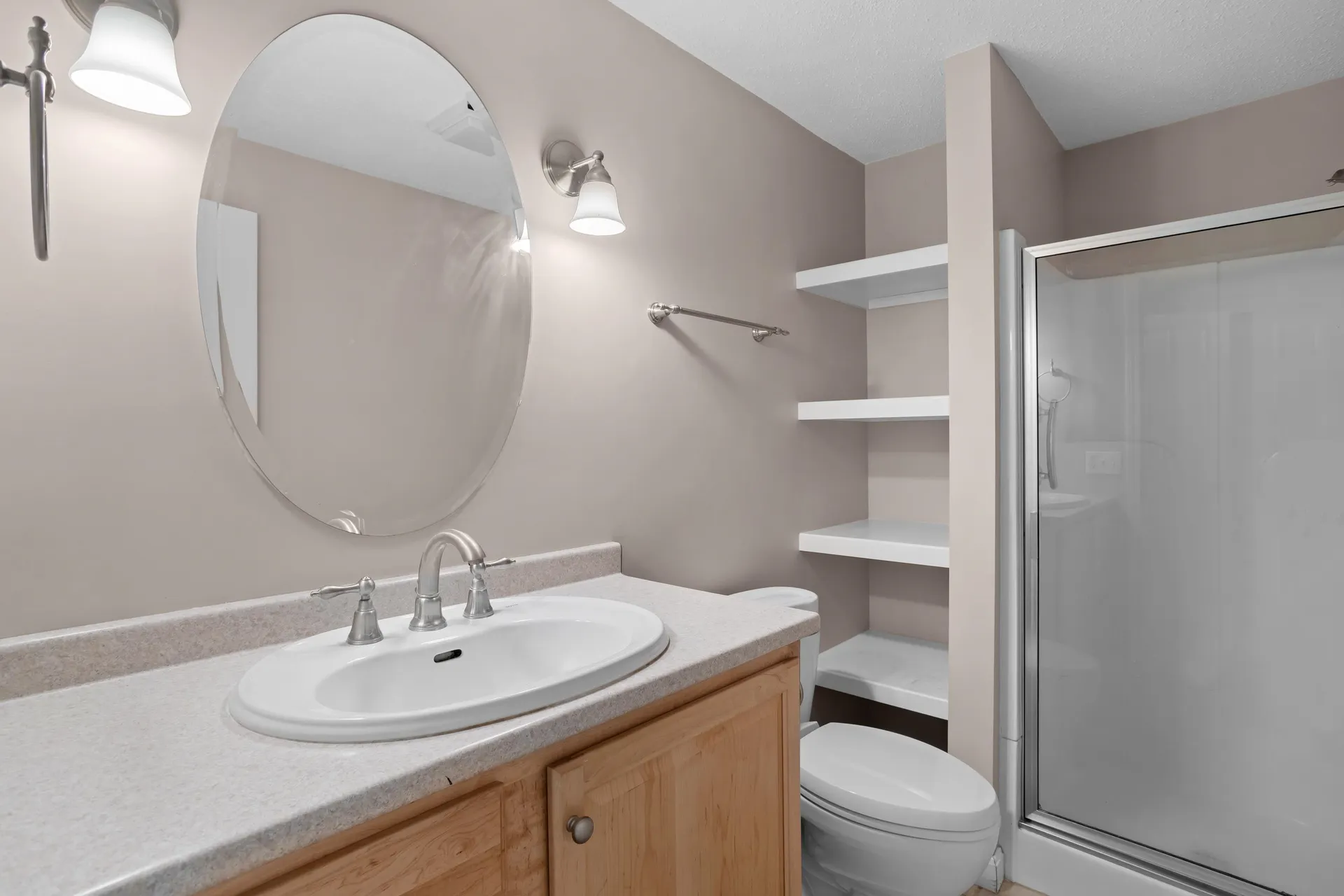 79 Walden Pond Drive Nashua NH 03064