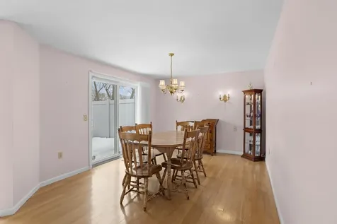 79 Walden Pond Drive Nashua NH 03064