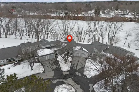 79 Walden Pond Drive Nashua NH 03064