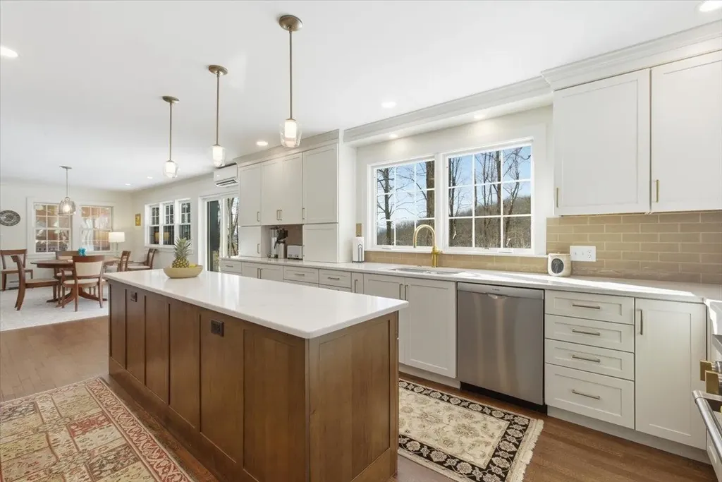 557 Bennett Hill Road Shaftsbury VT 05262