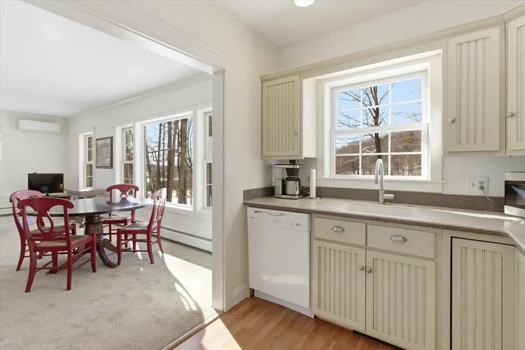 557 Bennett Hill Road Shaftsbury VT 05262