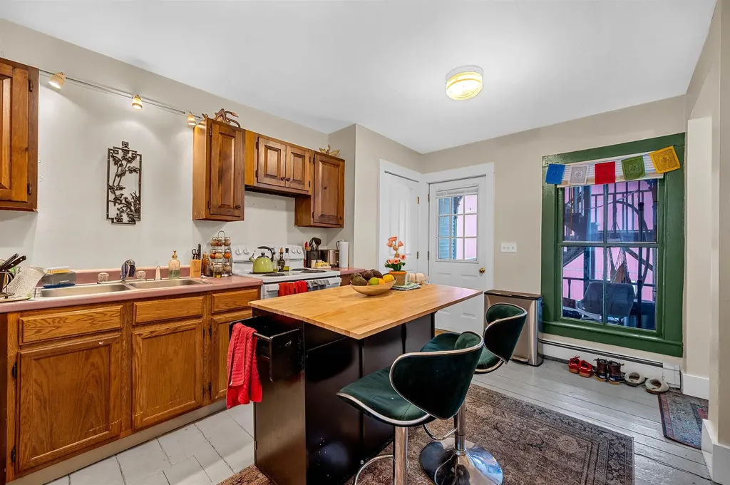 163-165 Barre Street Montpelier VT 05602