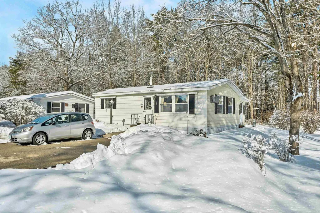 20 Fairfield Drive Concord NH 03301