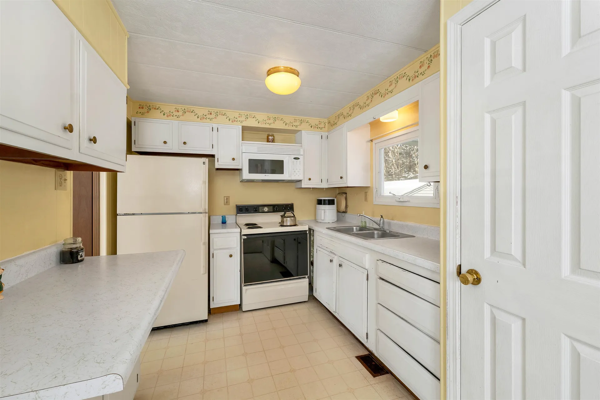 20 Fairfield Drive Concord NH 03301