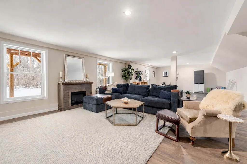 1 Firefly Landing Newmarket NH 03857