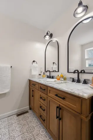 1 Firefly Landing Newmarket NH 03857