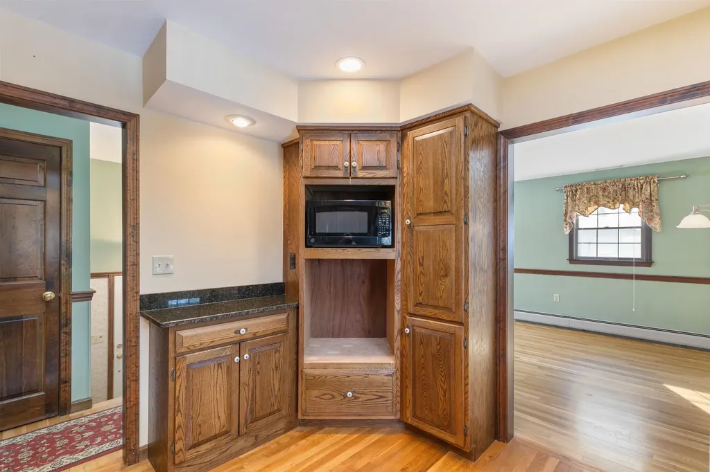 320 Post Road Greenland NH 03840