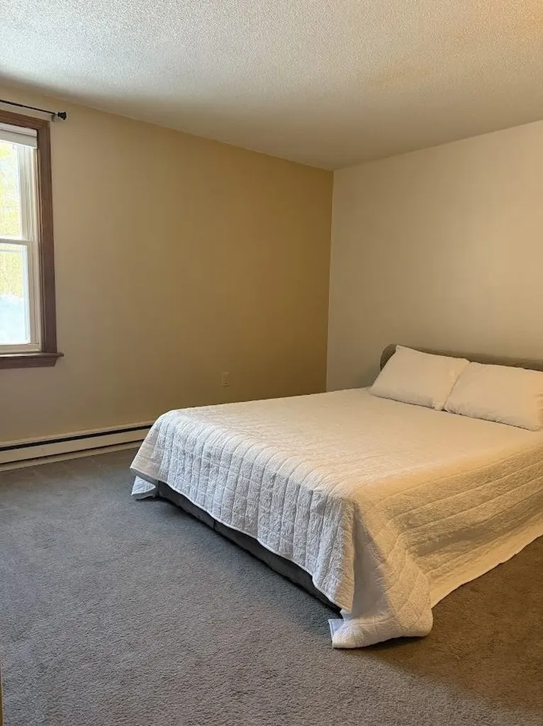 21 Plaza Village Road Plymouth NH 03264