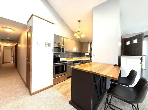 21 Plaza Village Road Plymouth NH 03264