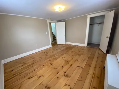 33-35 Elm Street Newmarket NH 03857