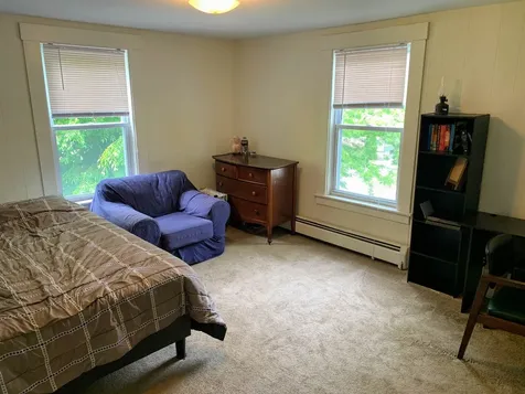 33-35 Elm Street Newmarket NH 03857