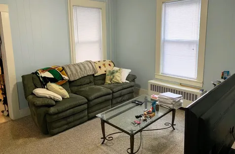 33-35 Elm Street Newmarket NH 03857