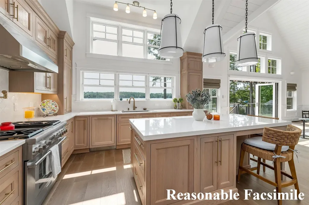 18 Lovejoy Lane Meredith NH 03253