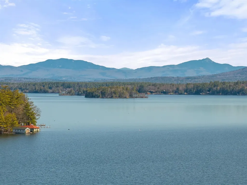 18 Lovejoy Lane Meredith NH 03253