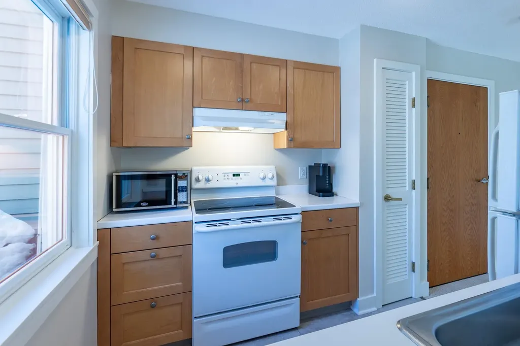 53 Lyme Road Hanover NH 03755