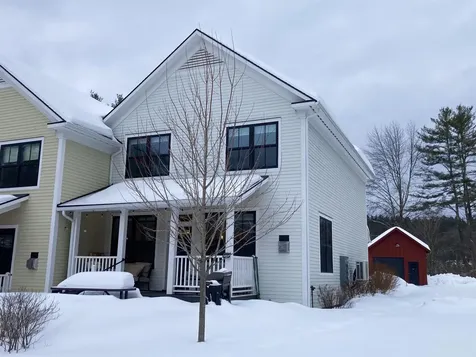 102 Hill Street Stowe VT 05672