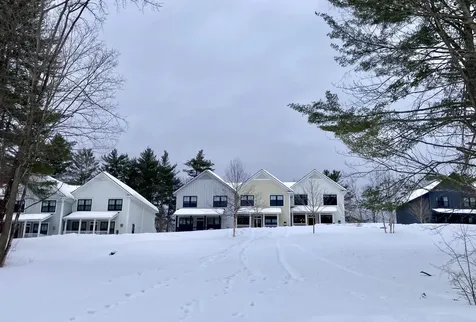 102 Hill Street Stowe VT 05672