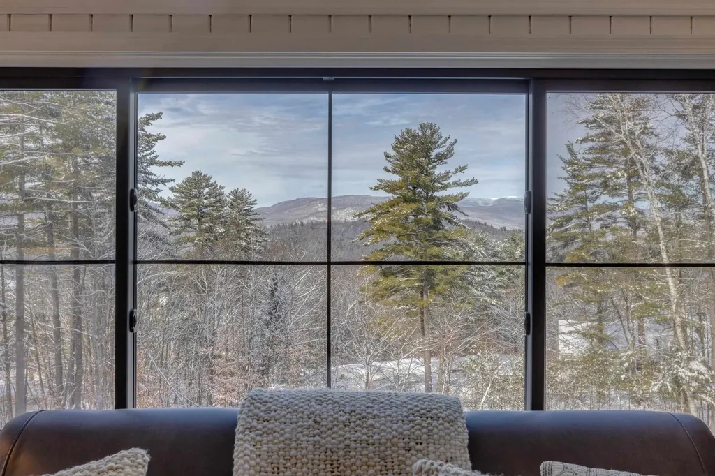 22 Deacon Willey Road Campton NH 03223