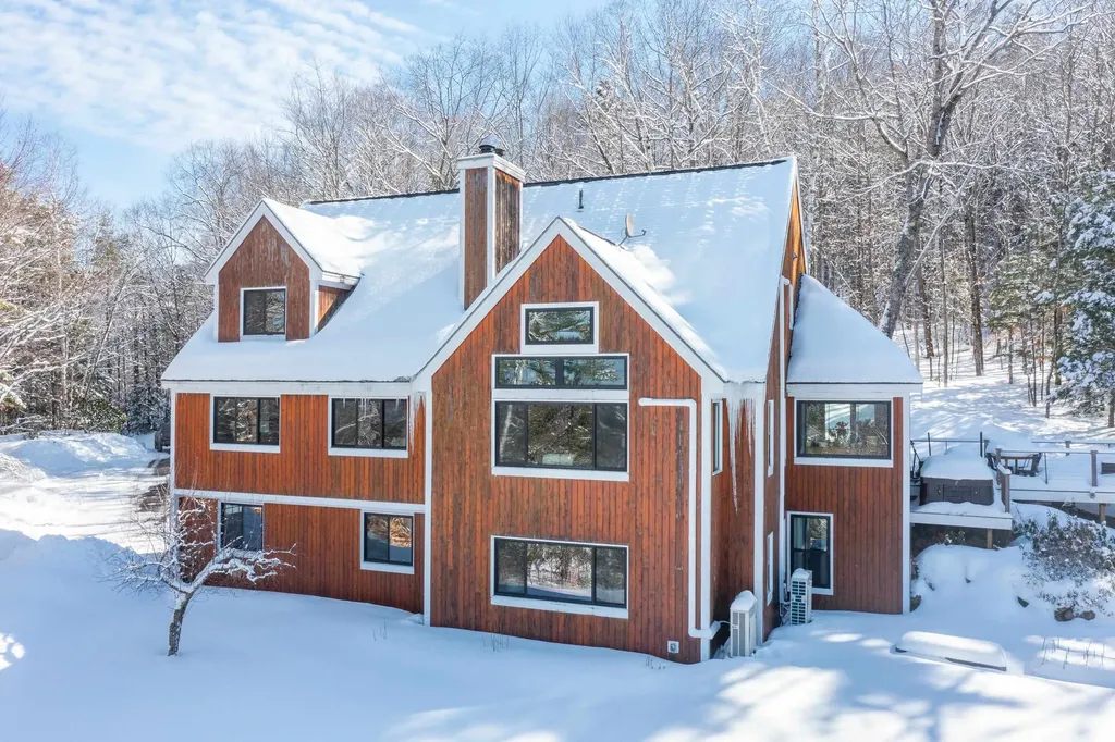 22 Deacon Willey Road Campton NH 03223