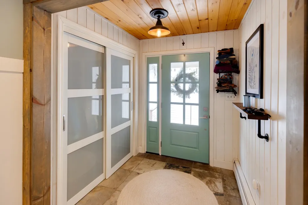 22 Deacon Willey Road Campton NH 03223