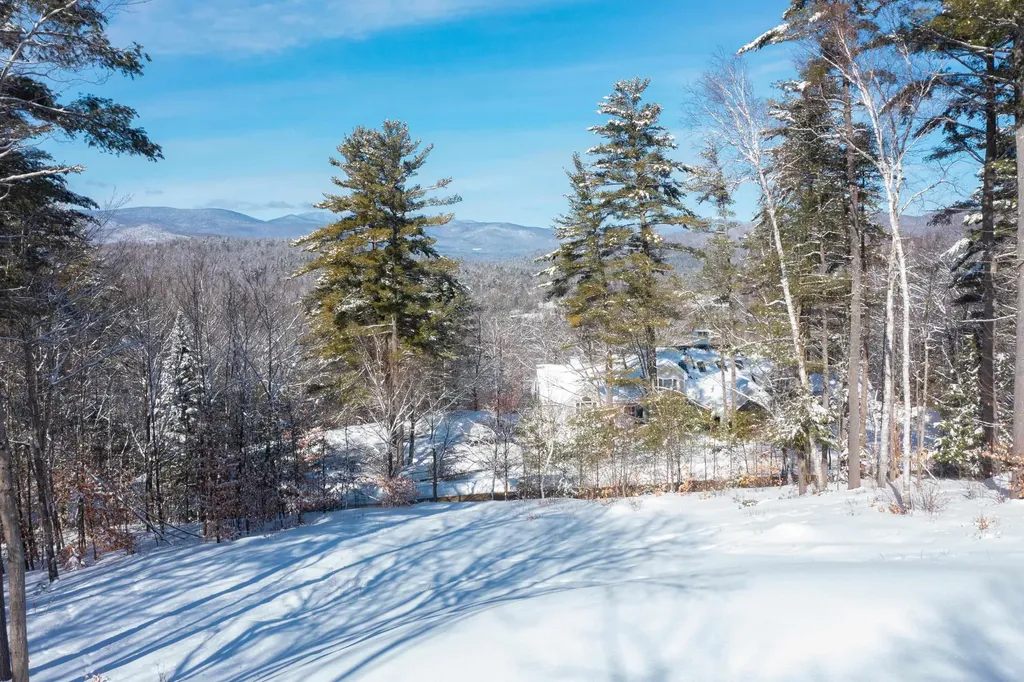 22 Deacon Willey Road Campton NH 03223