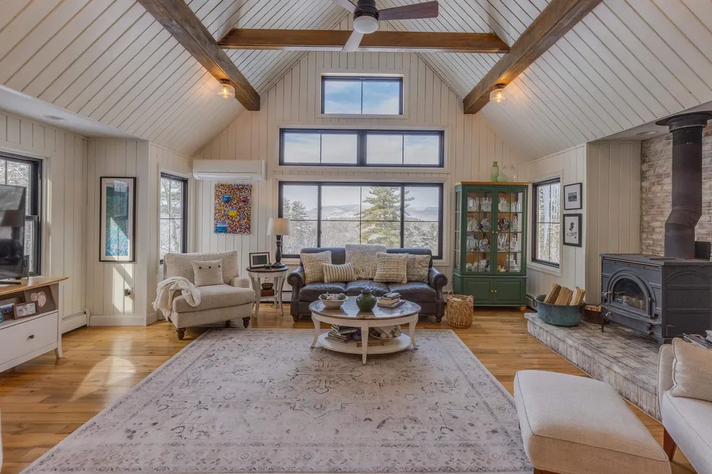 22 Deacon Willey Road Campton NH 03223