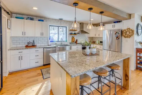 22 Deacon Willey Road Campton NH 03223