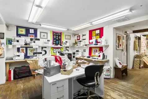 6795 Vt Route 100 Londonderry VT 05148