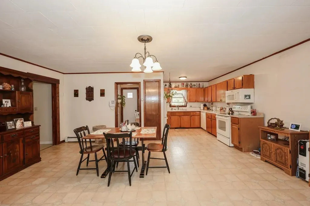 1478 Route 3 N Carroll NH 03598