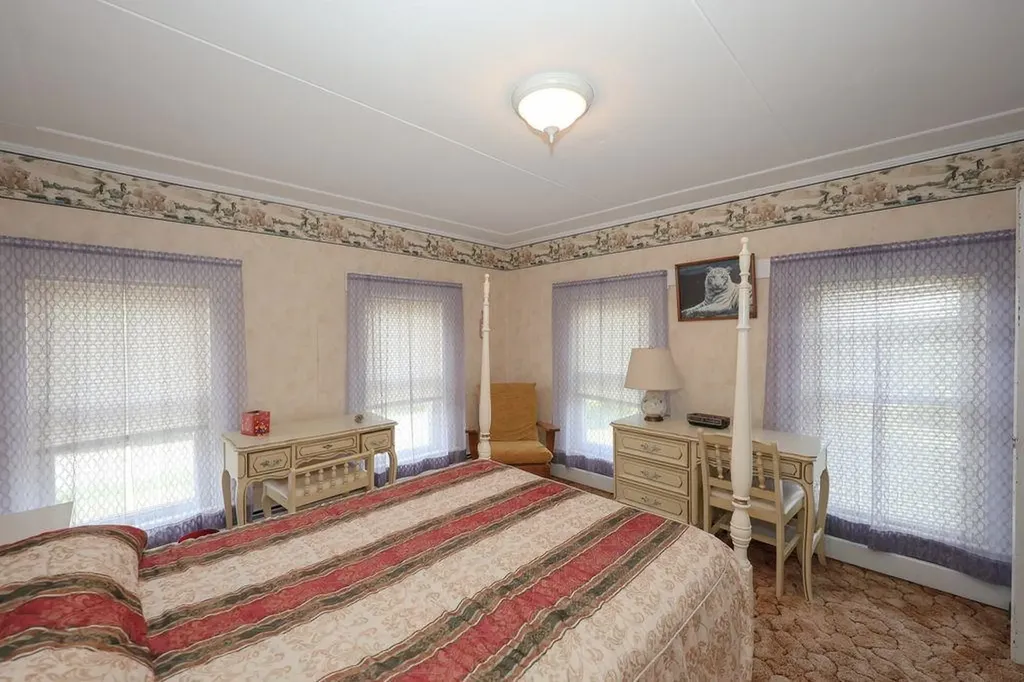 1478 Route 3 N Carroll NH 03598