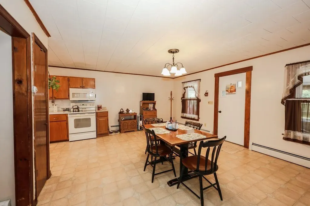 1478 Route 3 N Carroll NH 03598