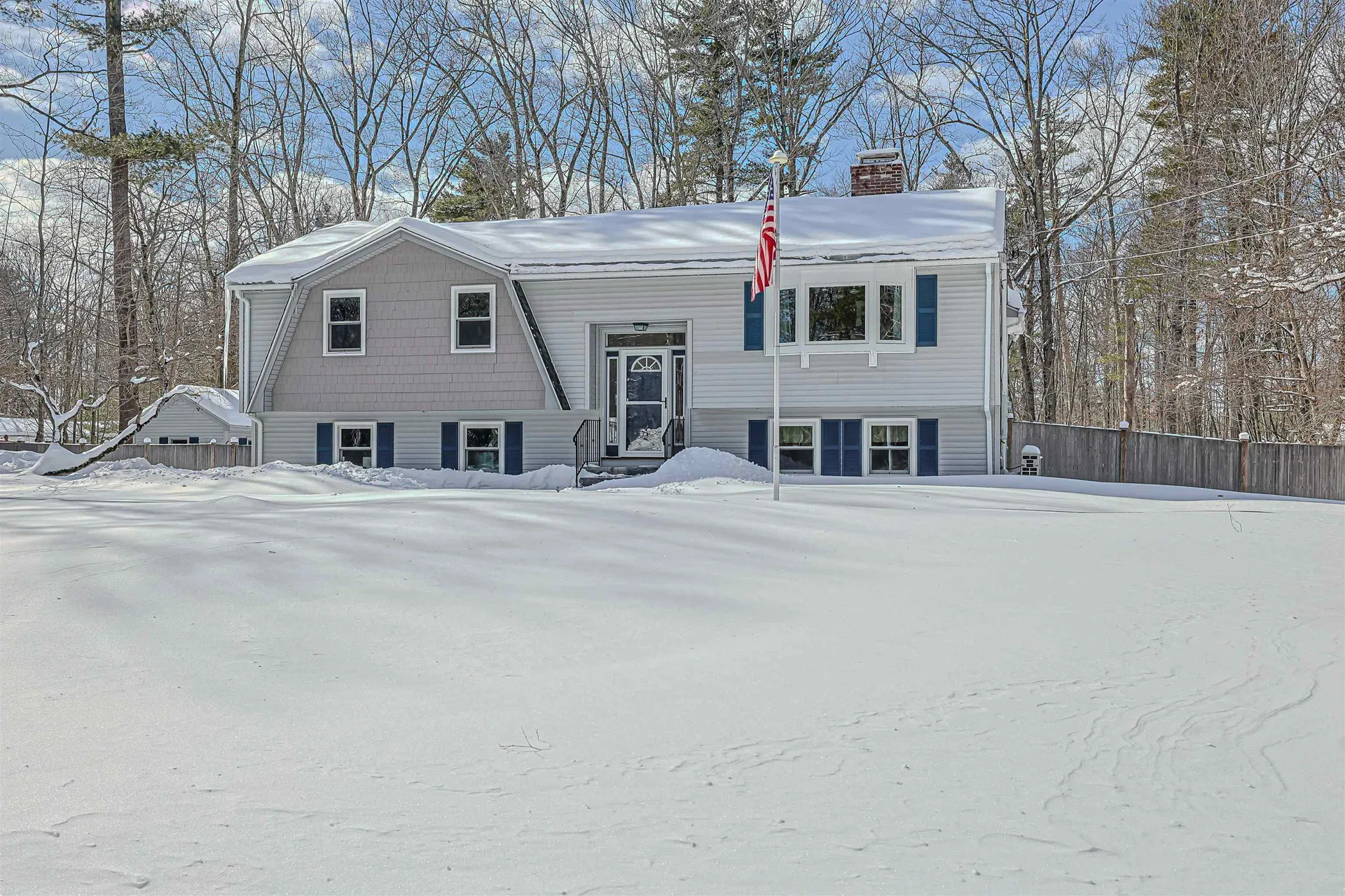 27 Farmer Road Merrimack NH 03054