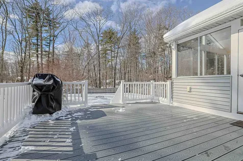 27 Farmer Road Merrimack NH 03054