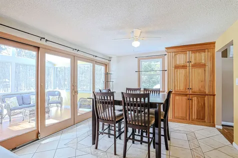 27 Farmer Road Merrimack NH 03054