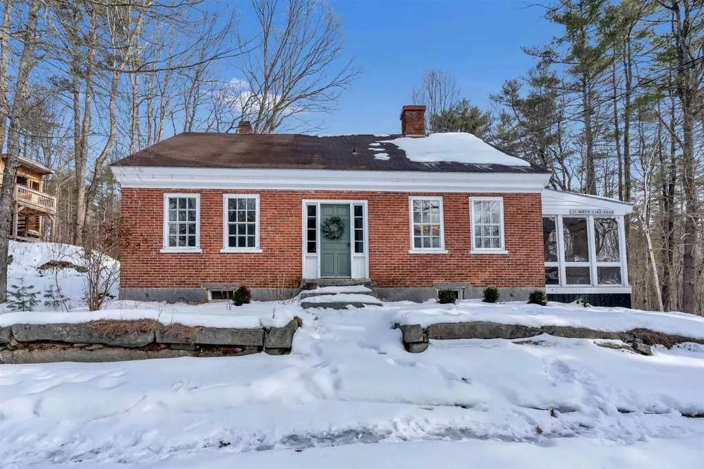 11 North Line Road Wolfeboro NH 03894