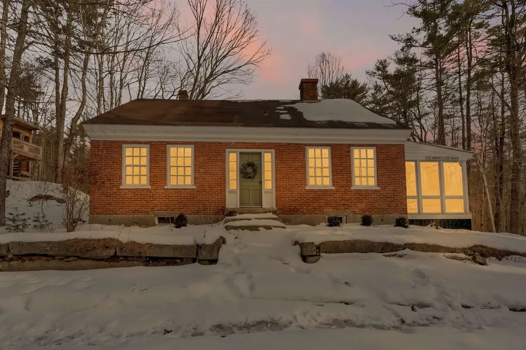 11 North Line Road Wolfeboro NH 03894