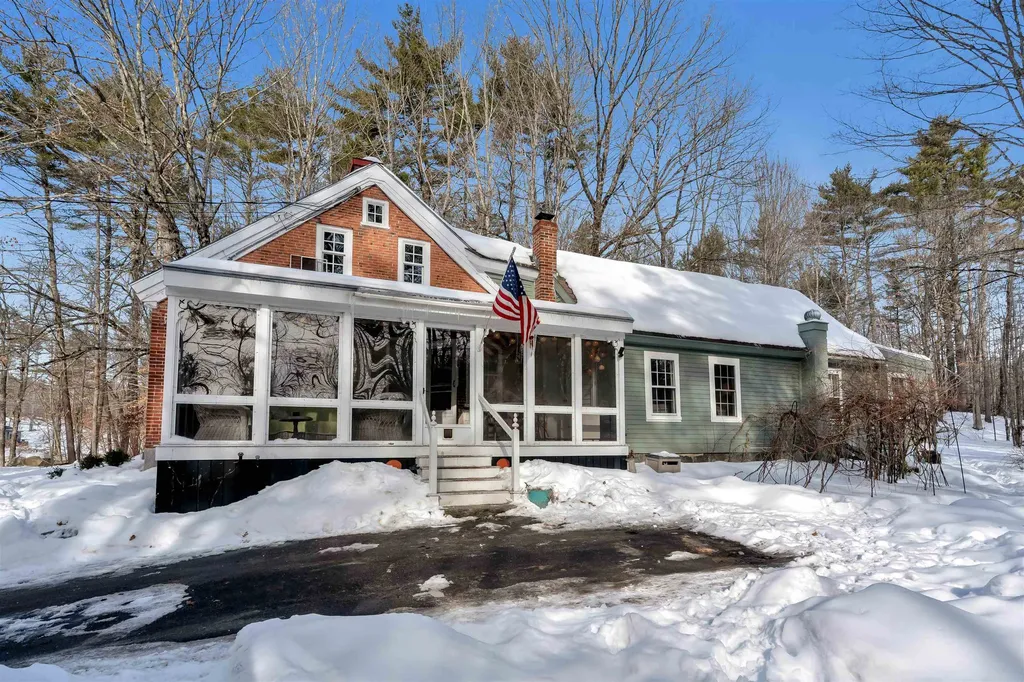 11 North Line Road Wolfeboro NH 03894