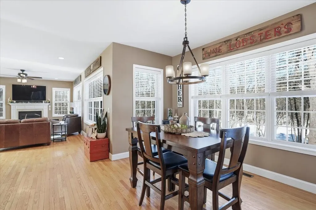 59 Post Road Hooksett NH 03106