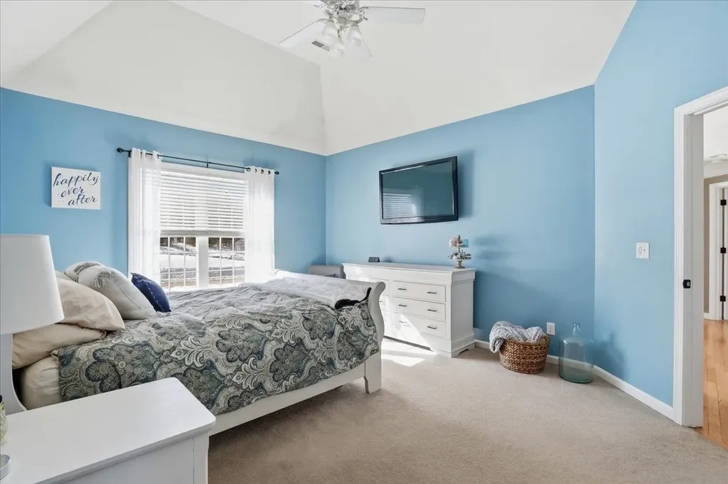 59 Post Road Hooksett NH 03106