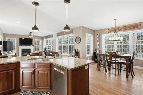 59 Post Road Hooksett NH 03106