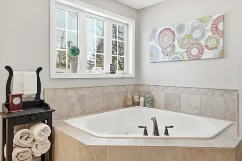 59 Post Road Hooksett NH 03106