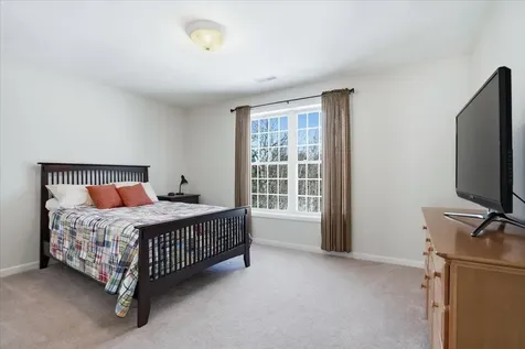 59 Post Road Hooksett NH 03106